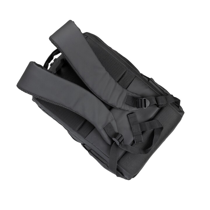 Mochila RIVACASE 8435 para portátil de 17,3" Tegel ECO, negra, material impermeable, eco rPet, bolsillos para smartphone, docume