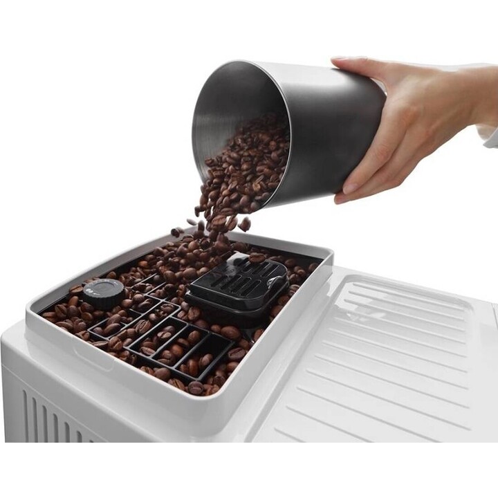 Delonghi Coffee Maker Magnifica Start Pump pressure 15 bar Built-in milk frother Fully automatic 1450 W