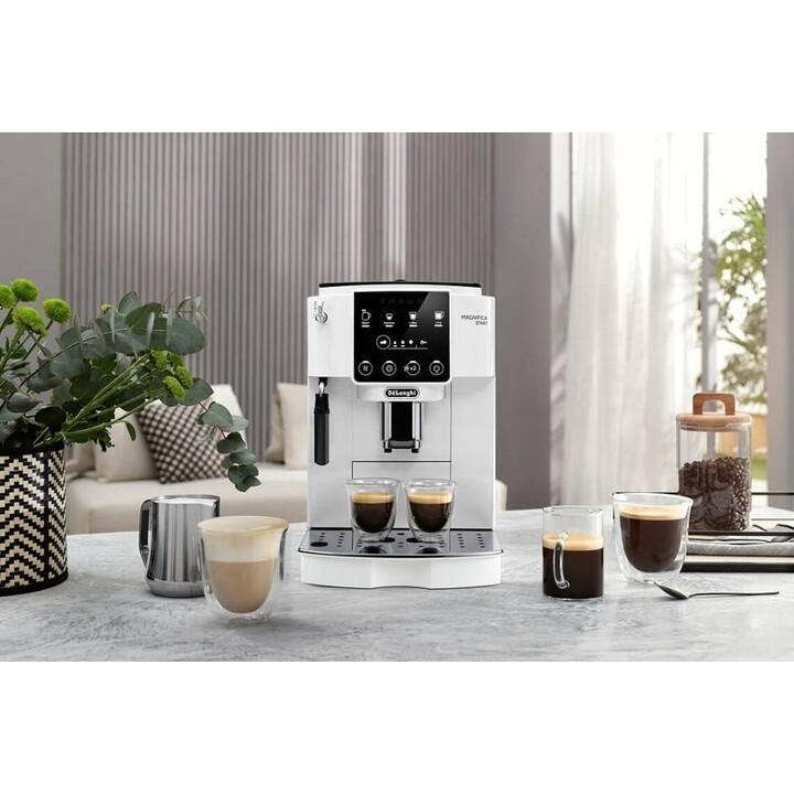 Delonghi Coffee Maker Magnifica Start Pump pressure 15 bar Built-in milk frother Fully automatic 1450 W