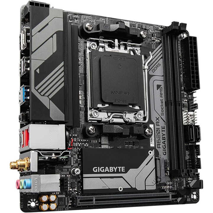 Gigabyte A620I AX 1.0 AMD Prozessor Sockel AM5 DDR5 DIMM SATA M.2 kompatible Festplattenschnittstellen