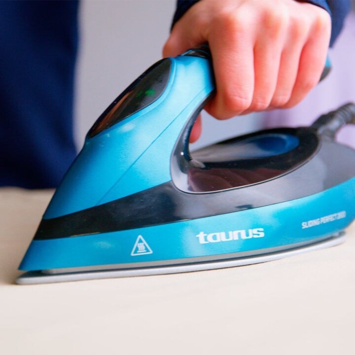 TAURUS SLIDING PERFECT 2800 BÜGELZENTRUM