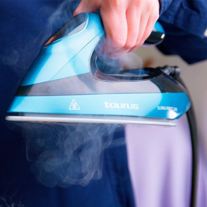 TAURUS SLIDING PERFECT 2800 BÜGELZENTRUM