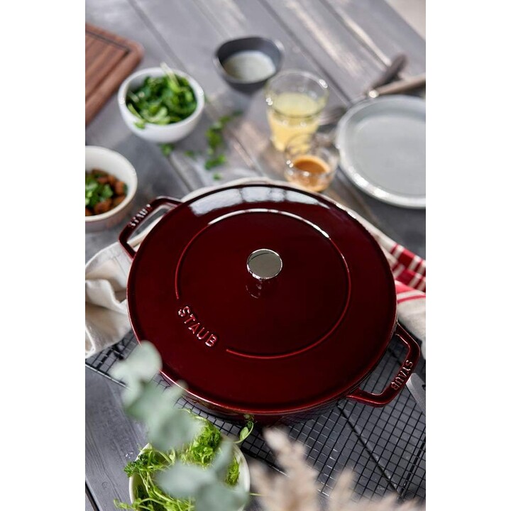Staub Honda Topf mit Deckel 28 cm Grenadine
