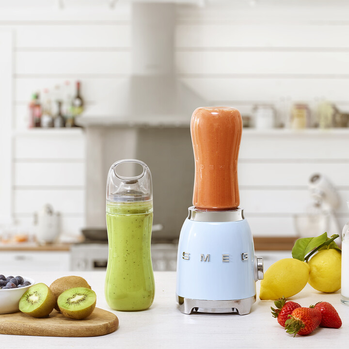 Liquidificador de vidro Smeg 50 style azul pbf01pbeu