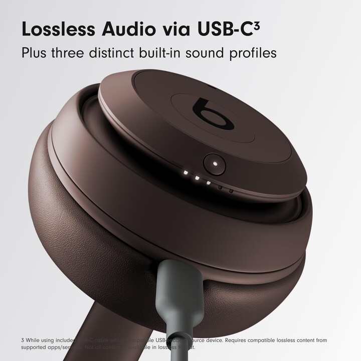 Beats Studio Pro con microfono chocolate