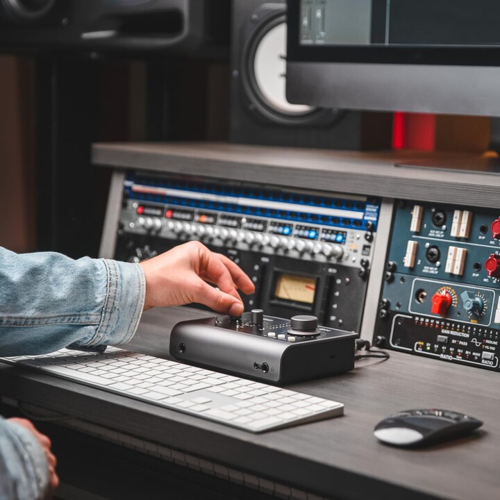Audiente iD14 MKII – Interface de áudio USB