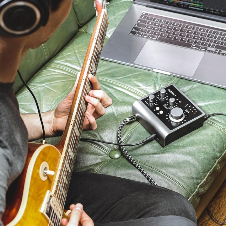 Audient iD4 MKII – USB Audio Interface