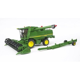 John Deere T670i 02132 BRUDER combine harvester