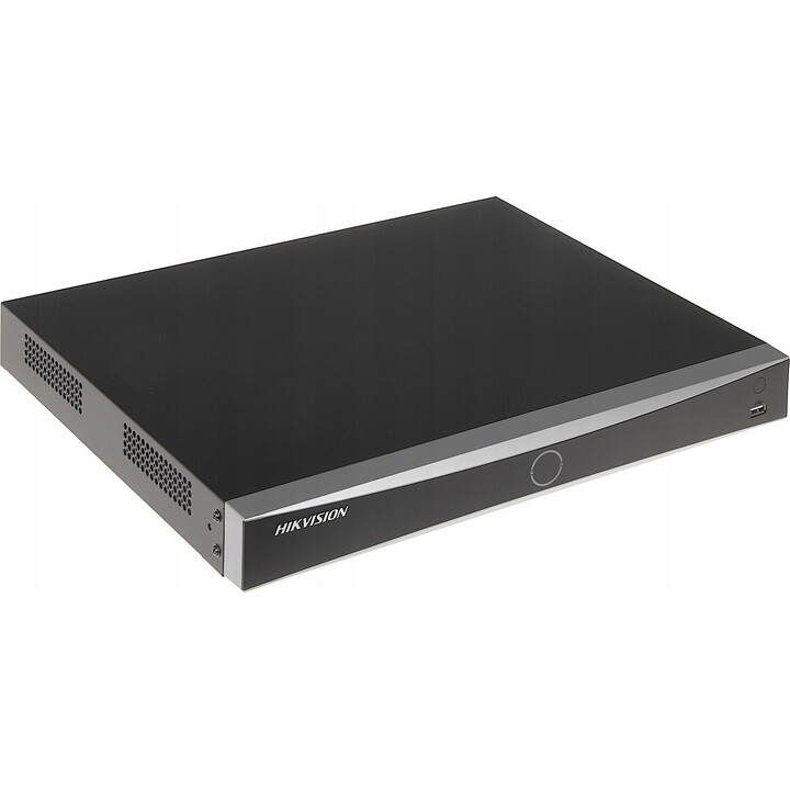 IP DVR: HIKVISION DS-7608NXI-I2/8P/S(STD)(E)
