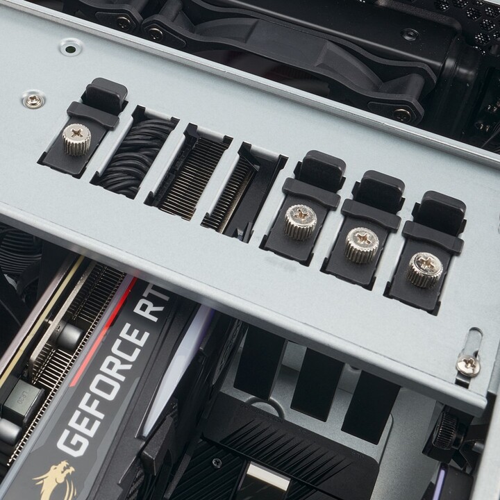 Silverstone SST-RM44 unité centrale Tower Noir