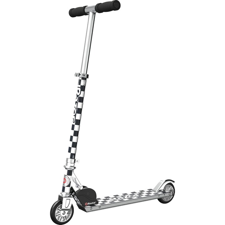 Razor A Klapp-Tretroller für Kinder schwarz/weiß