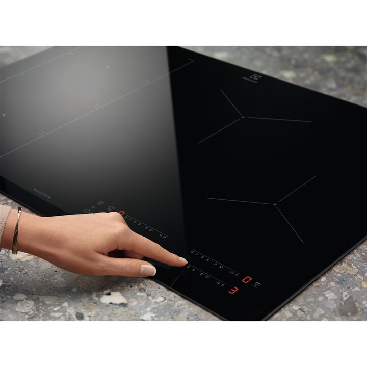 Induction hob ELECTROLUX EIV644