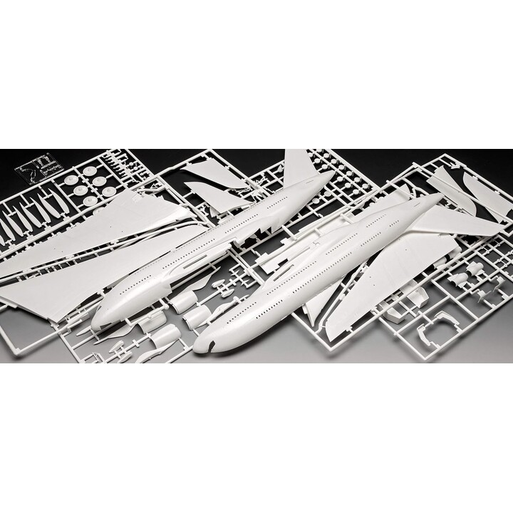 Revell A380-800 Airbus A380-800 Lufthansa New Livery kit di plastica 1:144