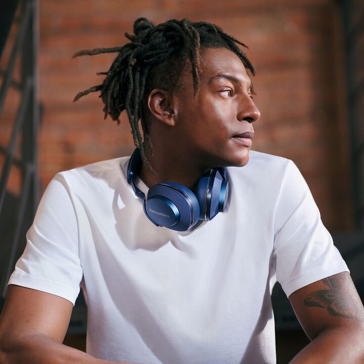 Bowers & Wilkins PX7 S2e, casque sans fil à réduction de bruit avec Qualcomm aptX™ adaptatif et charge rapide, bleu