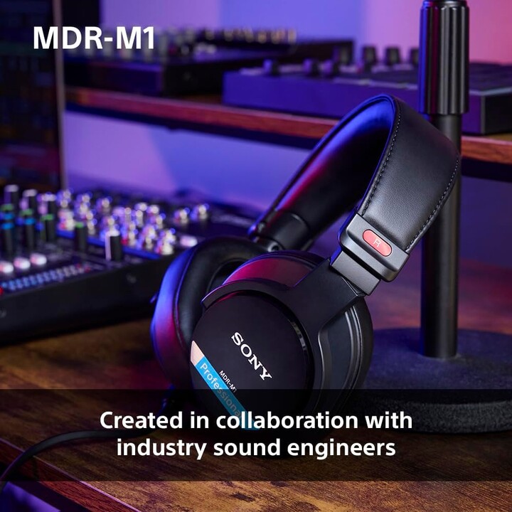 Sony MDR-M1 Studio Cuffie chiuse sul retro, cablate, riproduzione a banda ultra larga (5Hz-80kHz), nere