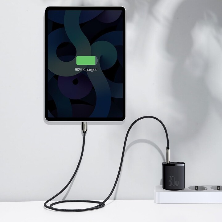 Carregador rápido compacto Baseus, 30 W 2x USB-A 1x USB-C PD 3.0 QC 3.0, preto