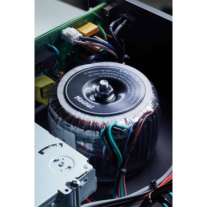 Magnat MC 400 - Reproductor de red 40 W, 2.0 canales estéreo, negro
