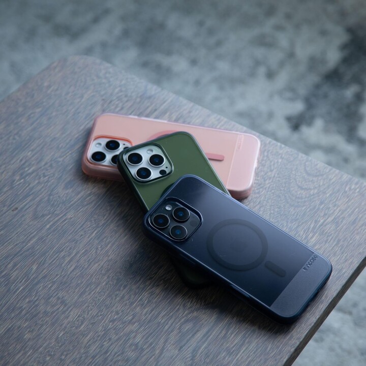 Cover posteriore della custodia per cellulare incase slim magsafe trasparente per iPhone 16 Pro Max