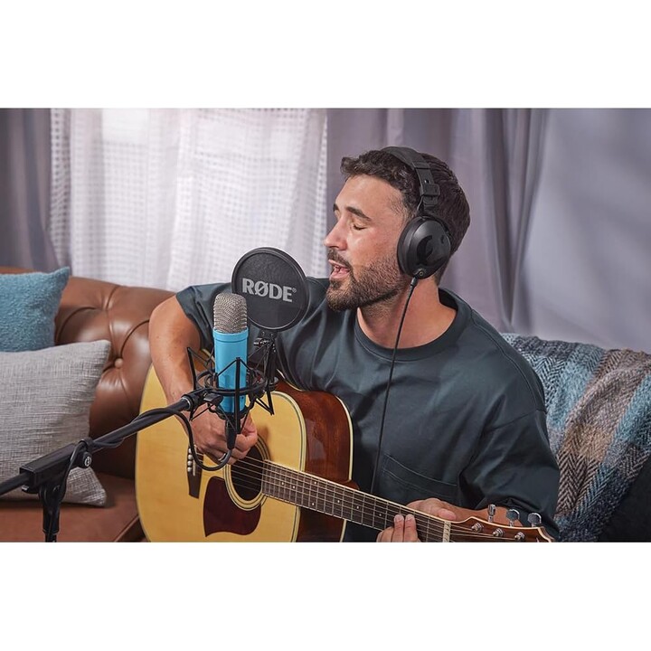 RODE NT1 Signature Blue - Condenser Microphone