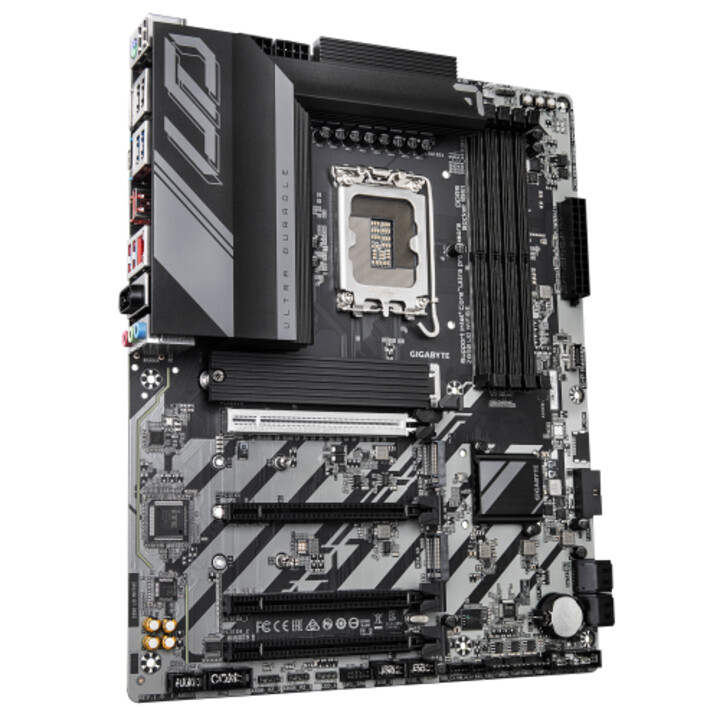 Scheda madre Gigabyte Z890 Ud Wifi6e - Compatibile con CPU Intel Core Ultra (serie 2), 12+1+2 fasi Vrm, fino a 8800 mhz Ddr5 (oc