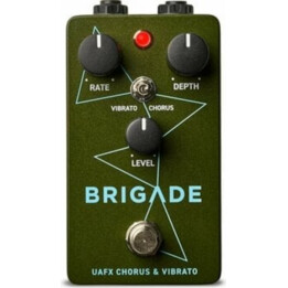 Coro da Brigada UAFX de Áudio Universal e Efeito de Guitarra Vibrato