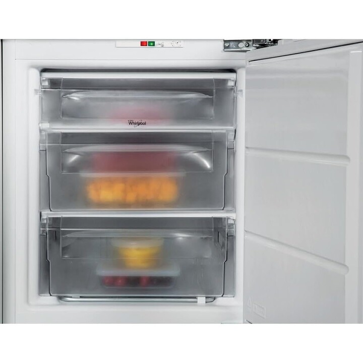 Whirlpool WBUFZ011 Congelatore verticale integrato 91 LE Bianco