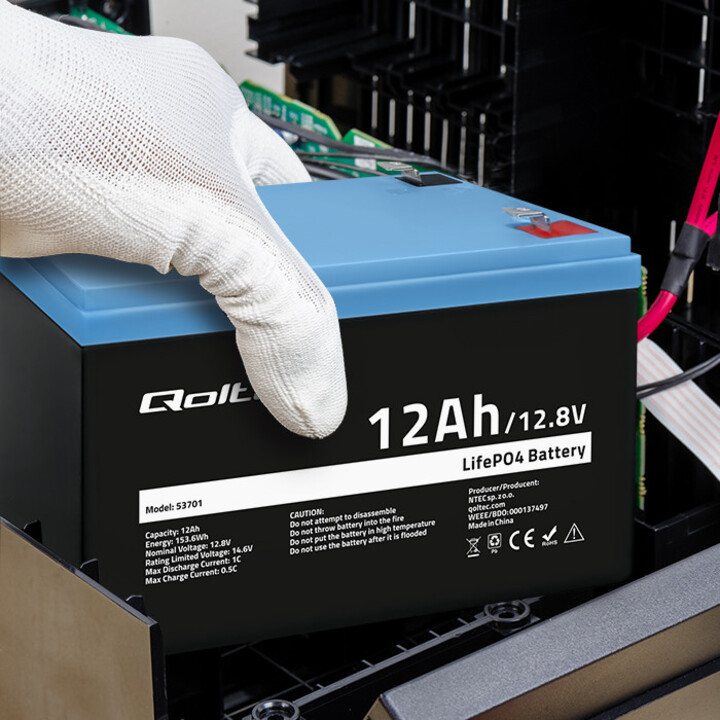 QOLTEC LIFEPO4 Lithium Iron Phosphate Battery, 12,8V, 12Ah, 153,6Wh, BMS