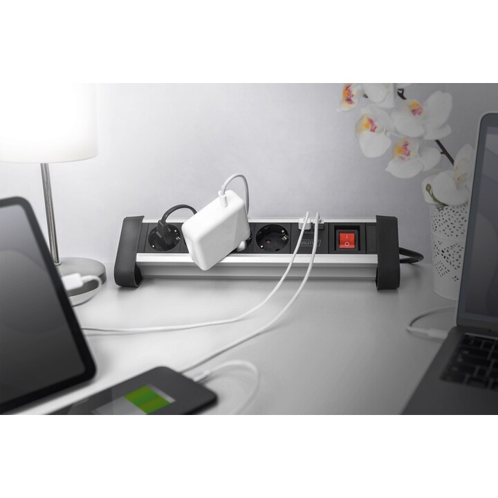 Digitus 4-fach Office-Steckdosenleiste mit 2x USB-Anschlüssen