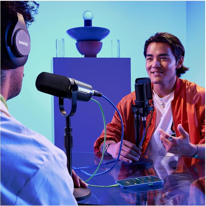 Shure MV7I - micrófono e interfaz inteligentes