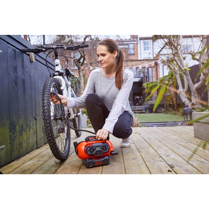Black & Decker BDCINF18N-QS compresor de aire 160 l/min Bomba de aire/conexión a la toma del encendedor