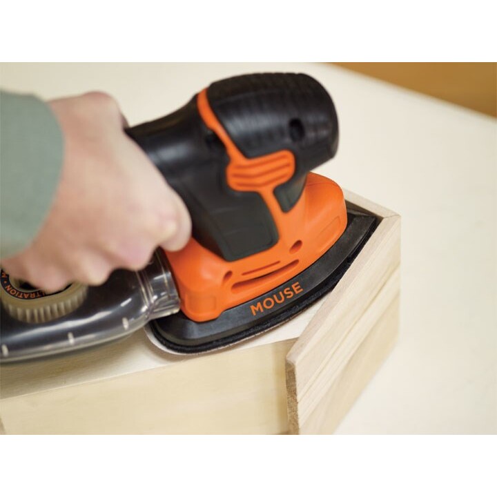 Black+Decker KA2500K ponceuse delta Mouse 120 W compacte rouge