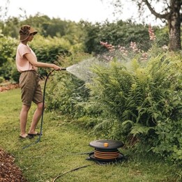 Fiskars 1057237 enrouleur de tuyau d'arrosoir de jardin Bobine multi-positions Manuel Noir