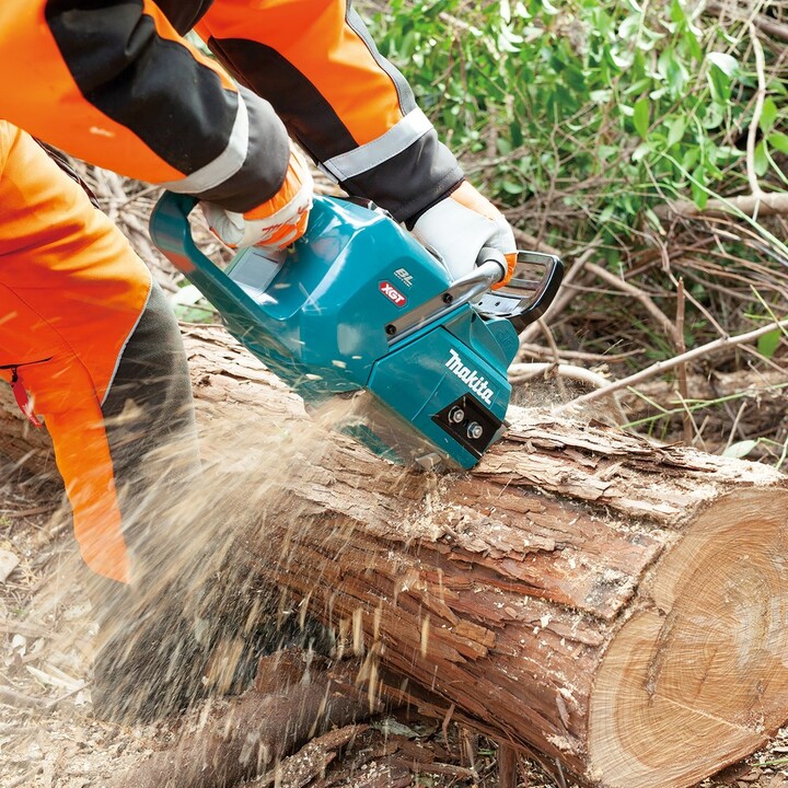 Makita UC012GZ motosierra Negro, Azul, Acero