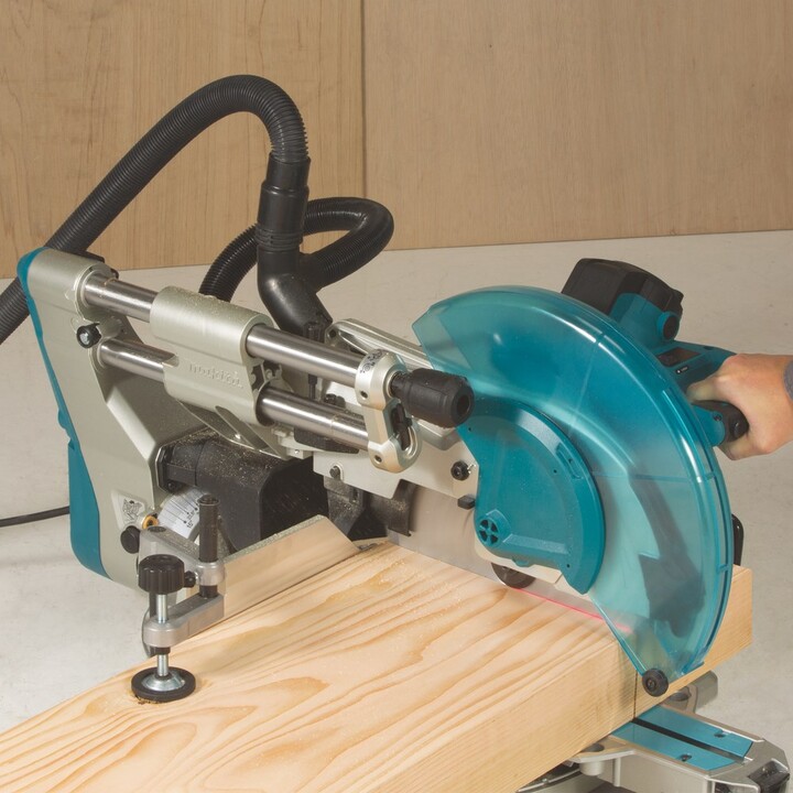 Makita LS1219L Gehrungssäge 3200 RPM 1800 W