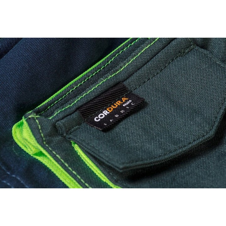 Shorts premium, 62% de coton, 35% de polyester, 3% élastique, taille S