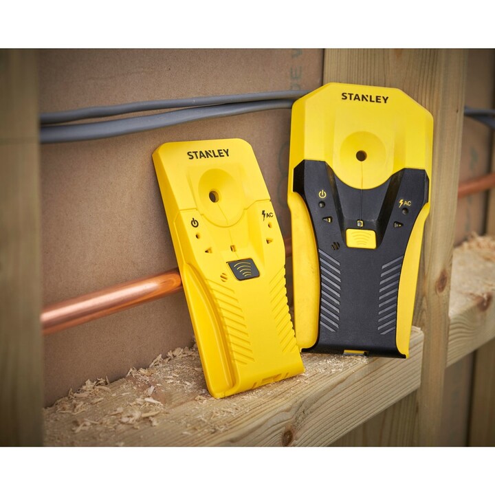 Stanley STHT77588-0 Digitaler Multi-Detektor Stromführendes Kabel, Metall, Holz