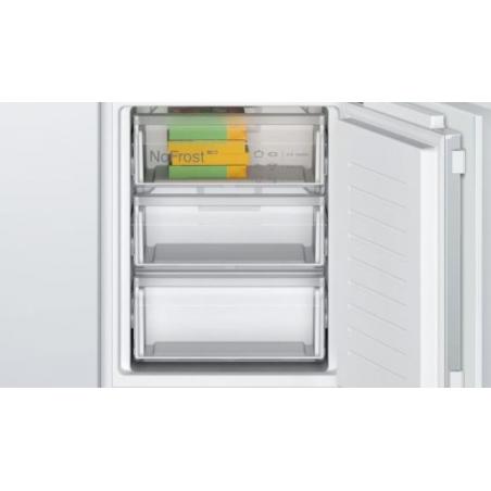 Bosch KIN86ADD0 nevera y congelador Independiente 260 L D Blanco