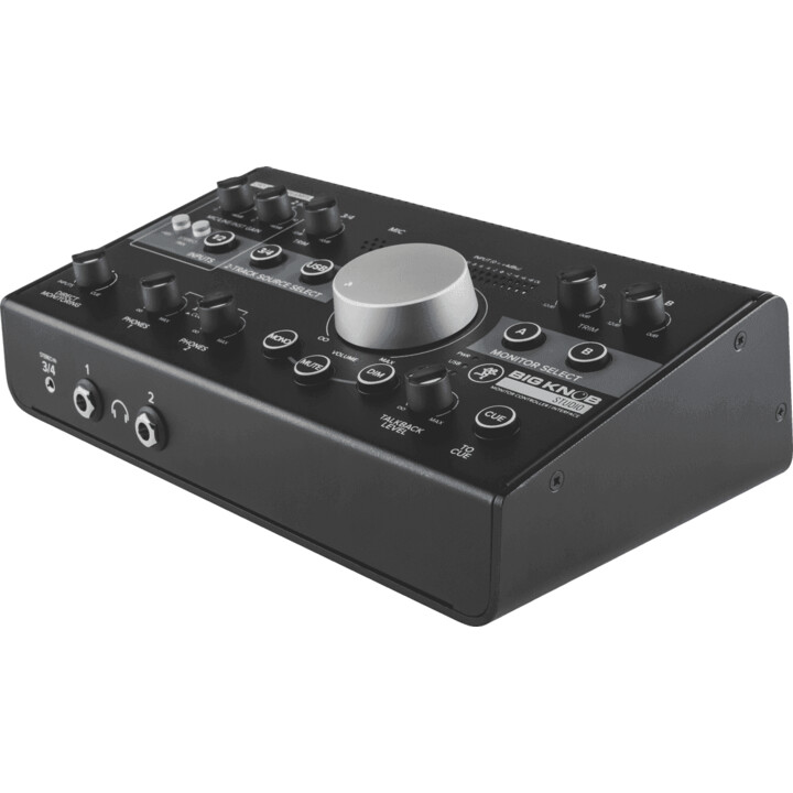 Studio Mackie Big Knob