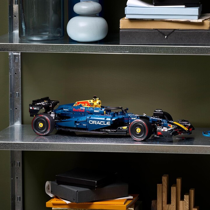 LEGO TECHNIC 42206 Oracle Red Bull Racing RB20