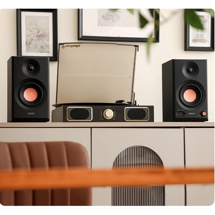 Edifier MR3 2.0 Bluetooth Speaker in black