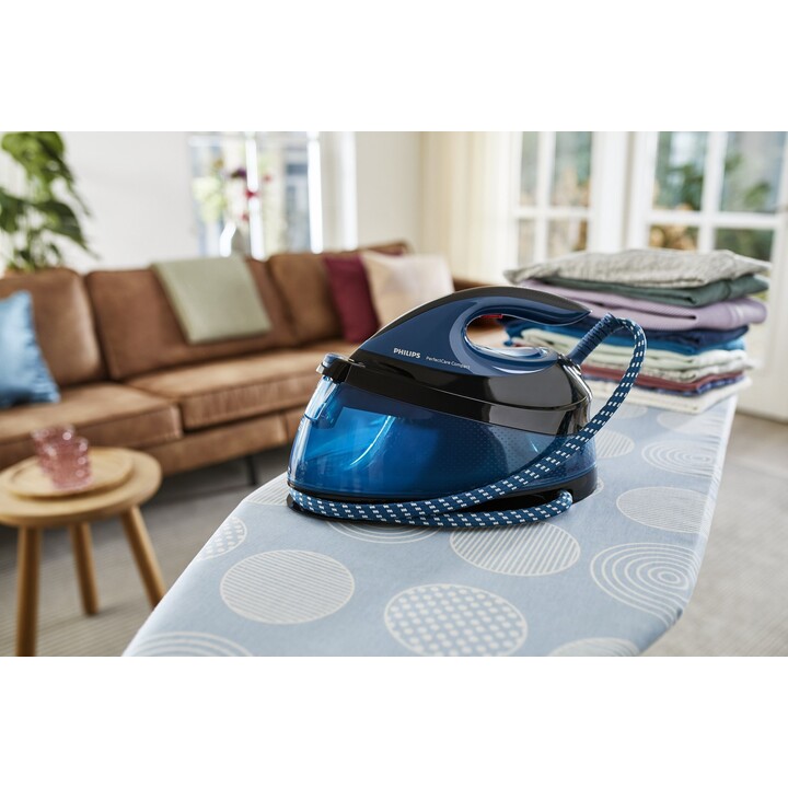 Centro stirante compatto Philips PerfectCare GC7846/80