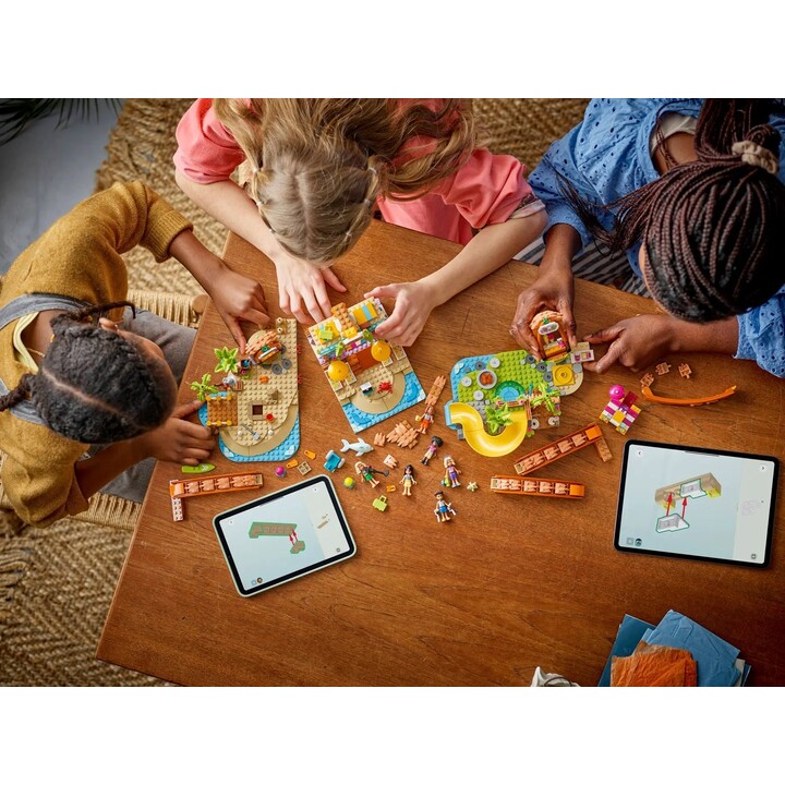 LEGO FRIENDS 42673 Familienurlaub Strandresort