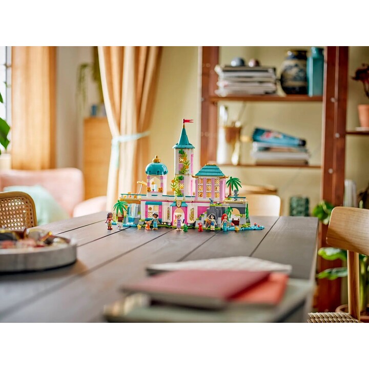 LEGO DISNEY 43267 Château des Princes et animaux royaux