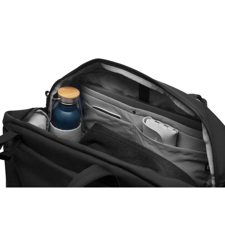 XD DESIGN URBAN BAG WATER RESISTANT DUFFLE BLACK P/N: P706.2901