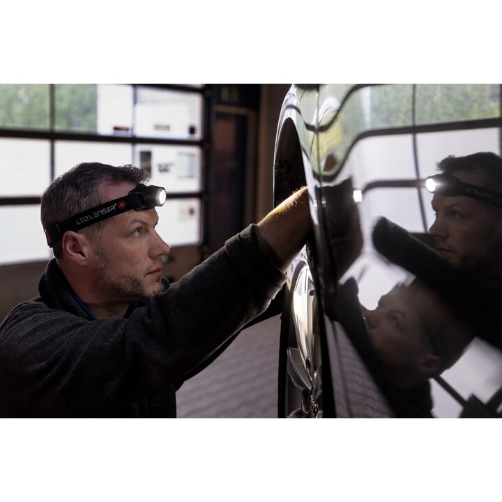 Ledlenser H3.2 Black Handheld Flashlight + LED Headlamp