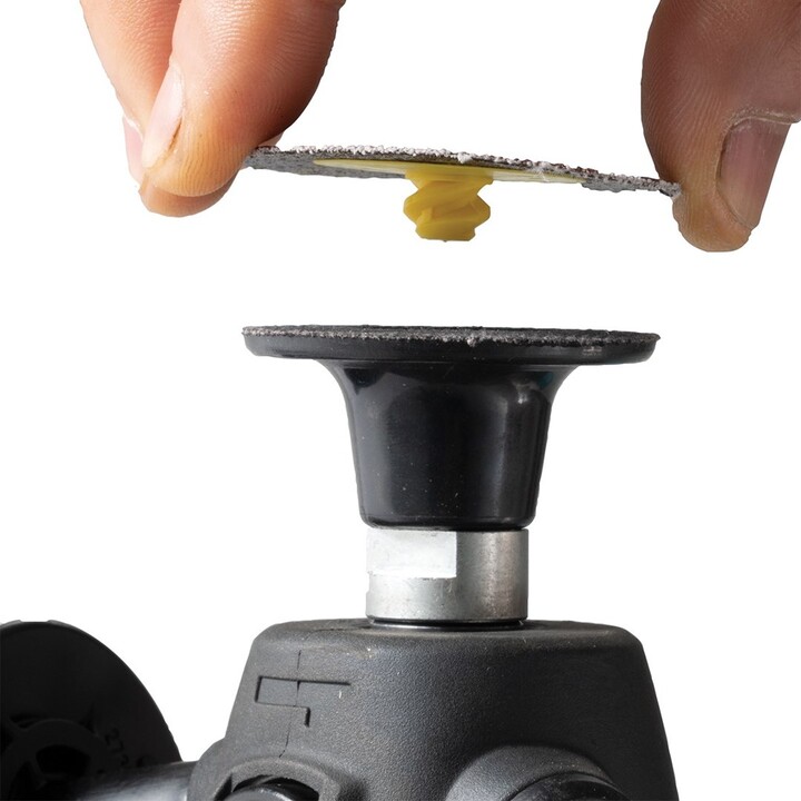 Lixadeira portátil Makita PV301DZ 9500 RPM preta e verde