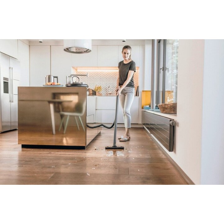 Aspiradora|KARCHER|Aspiradora en seco y húmedo WD 2 Plus V-15/4/18|Limpieza de coches|1000 vatios|Potencia de succión 220 W|Capa