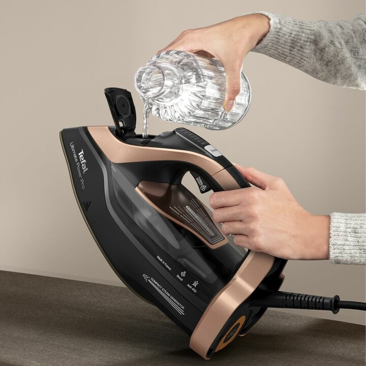 Tefal Ultimate Power Pro FV9E50 Trocken- & Dampfbügeleisen Durilium AirGlide Autoclean soleplate 3200 W Schwarz, Kupfer