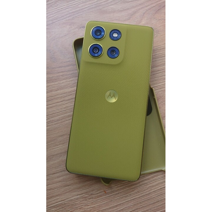Motorola XT2527-2 Moto G86 5G, 256GB 8GB RAM, Dual Sim, Pantone Golden Cypress, Verde