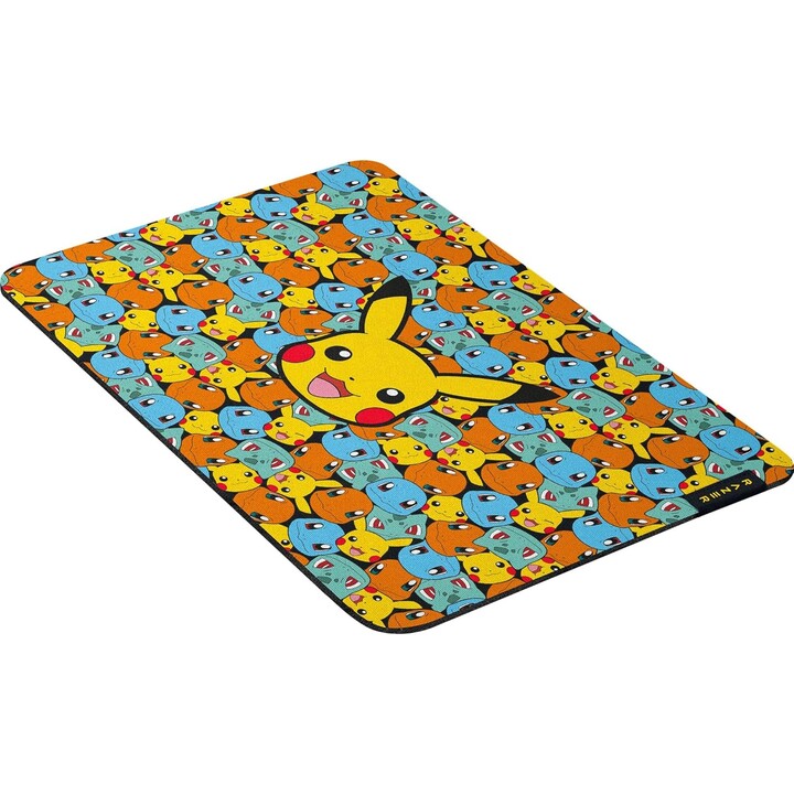 Tappetino per mouse medio Razer Gigantus V2 Pokemon Kanto Starters Edit. (rz02-03333900-r3m1)